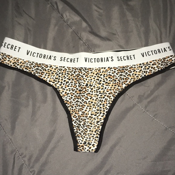 Victoria's Secret Intimates & Sleepwear Victorias Secret Leopard